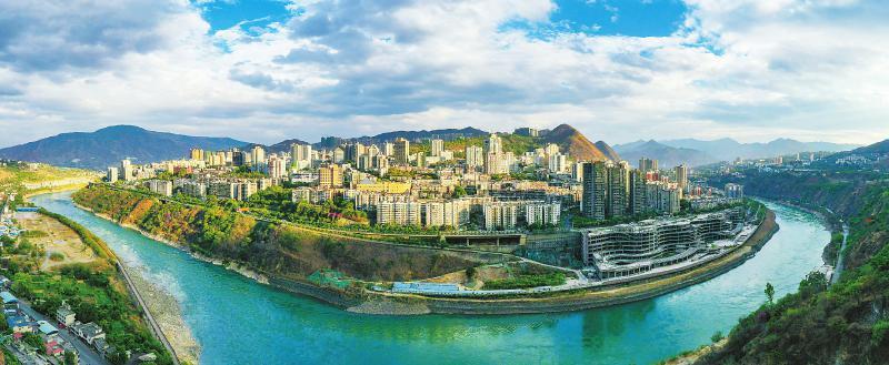 頭版頭條+整版特別報(bào)道,四川日?qǐng)?bào)今日強(qiáng)勢(shì)聚焦攀枝花,都說了啥?